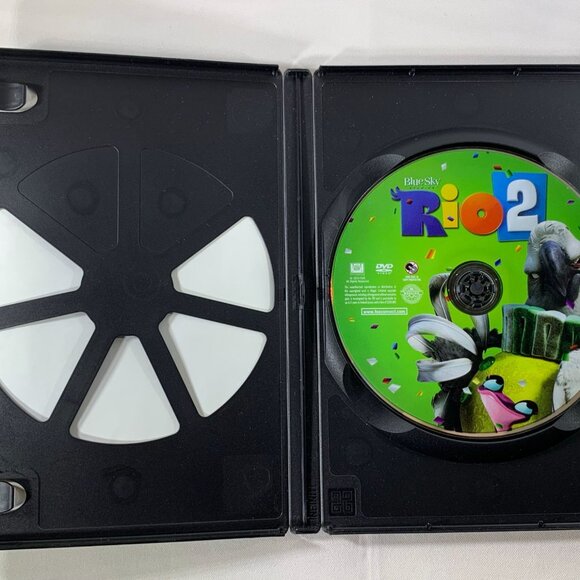Rio 2 DVD Blue 2014 Animated Family Adventure General G Special Features Tested - Picture 2 of 5